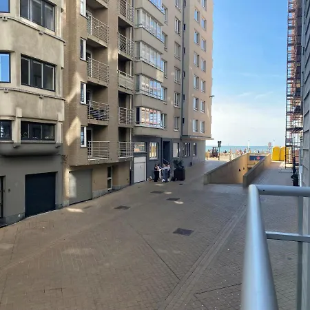 Lou Luxueus Vlakbij Zee * Ostend